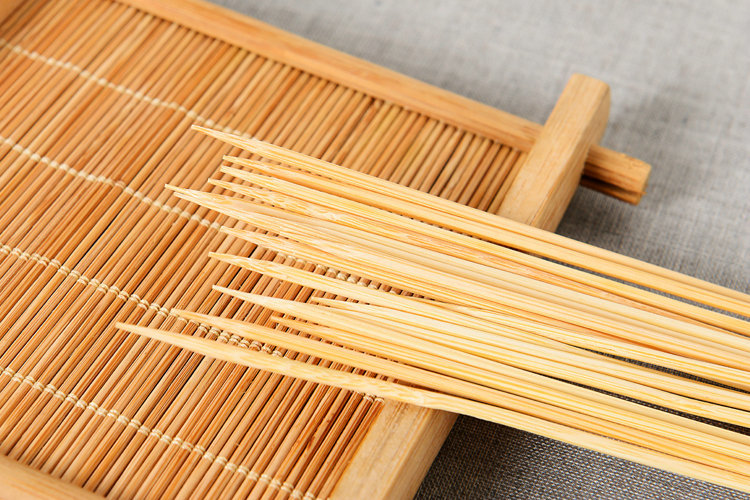 2 0mm 10cm Disposable SingleHead Bamboo Toothpick Fruit Toothpick Good Smell Stick BBQ BBQ Stick Customized 2 0mm 10cm Disposable SingleHead Bamboo Toothpick Fruit Toothpick Good Smell Stick BBQ BBQ Stick Customized