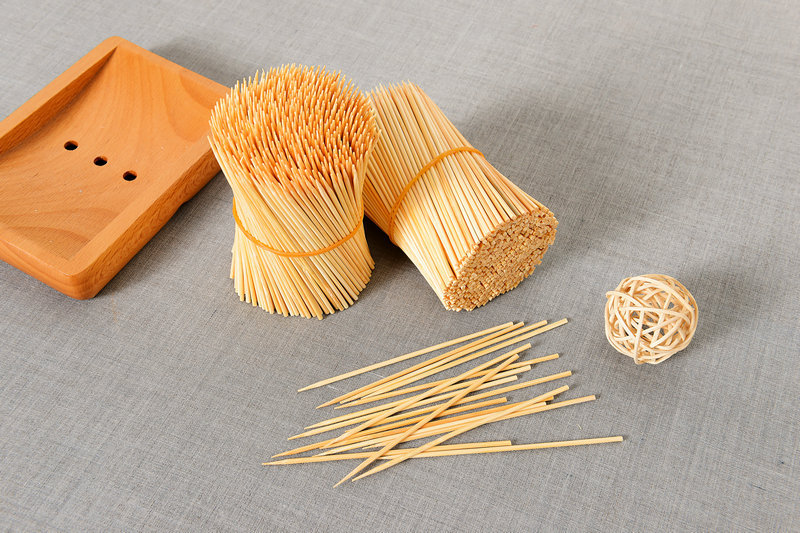 2 0mm 10cm Disposable SingleHead Bamboo Toothpick Fruit Toothpick Good Smell Stick BBQ BBQ Stick Customized 2 0mm 10cm Disposable SingleHead Bamboo Toothpick Fruit Toothpick Good Smell Stick BBQ BBQ Stick Customized