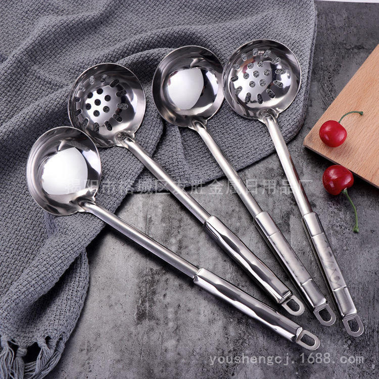 Hot Pot Spoon Stainless Steel Soup Ladle Colander Colander Sub Colander Cooking Tools Kitchen Gadgets Household Cooking Spoon Hot Pot Spoon Stainless Steel Soup Ladle Colander Colander Sub Colander Cooking Tools Kitchen Gadgets Household Cooking Spoon