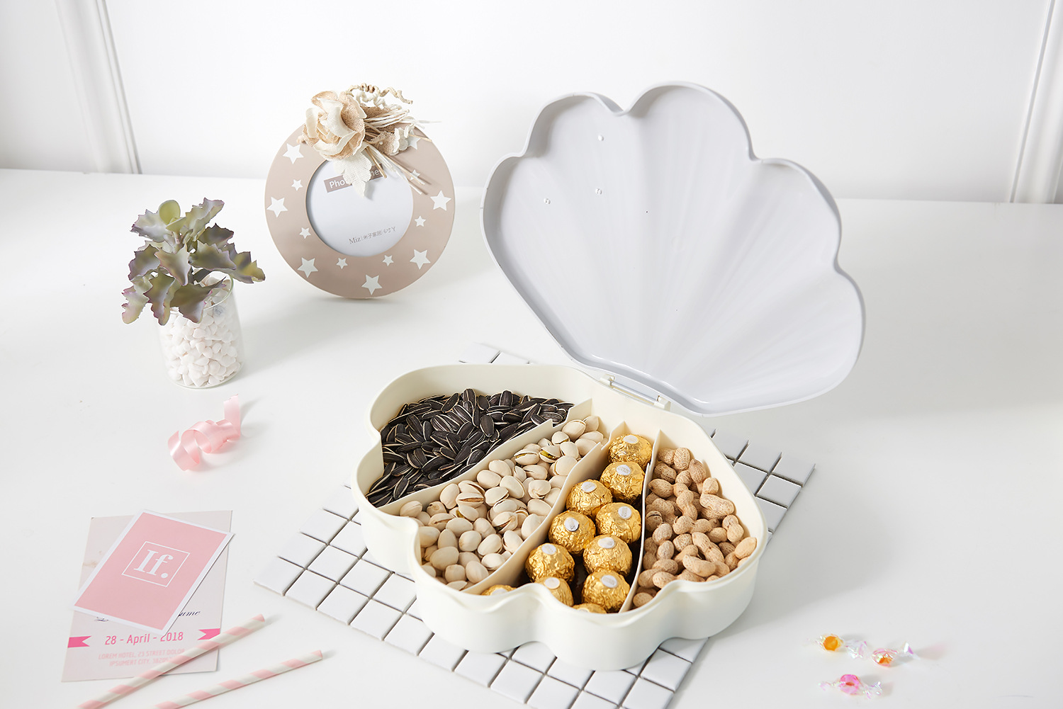 Shell Light Luxury Candy Box High-End Creative Frame Dried Fruit Tray Lazy Melon Seeds Plate Handphone-Friendly Dried Fruit Box Shell Light Luxury Candy Box High-End Creative Frame Dried Fruit Tray Lazy Melon Seeds Plate Handphone-Friendly Dried Fruit Box