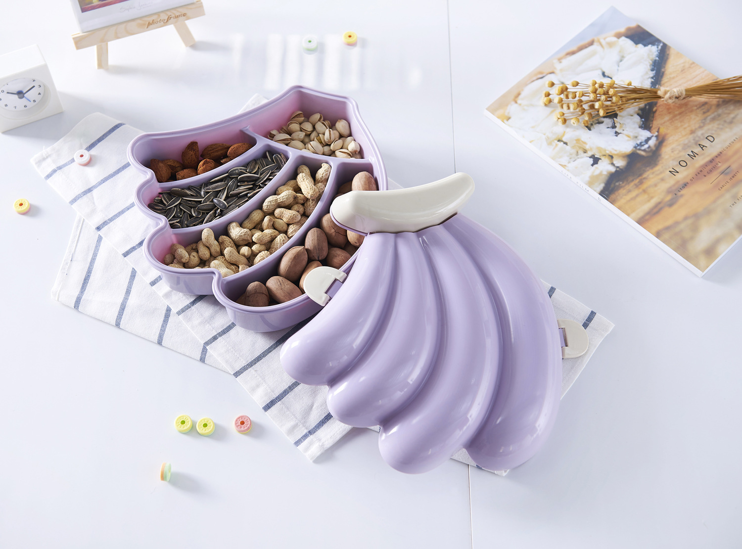 Banana Fruit Shape Sugar Fruit Box Compartment with Lid Dried Fruit Tray Cute Home Fashion Dried Fruit Tray Creative Fruit Box Banana Fruit Shape Sugar Fruit Box Compartment with Lid Dried Fruit Tray Cute Home Fashion Dried Fruit Tray Creative Fruit Box