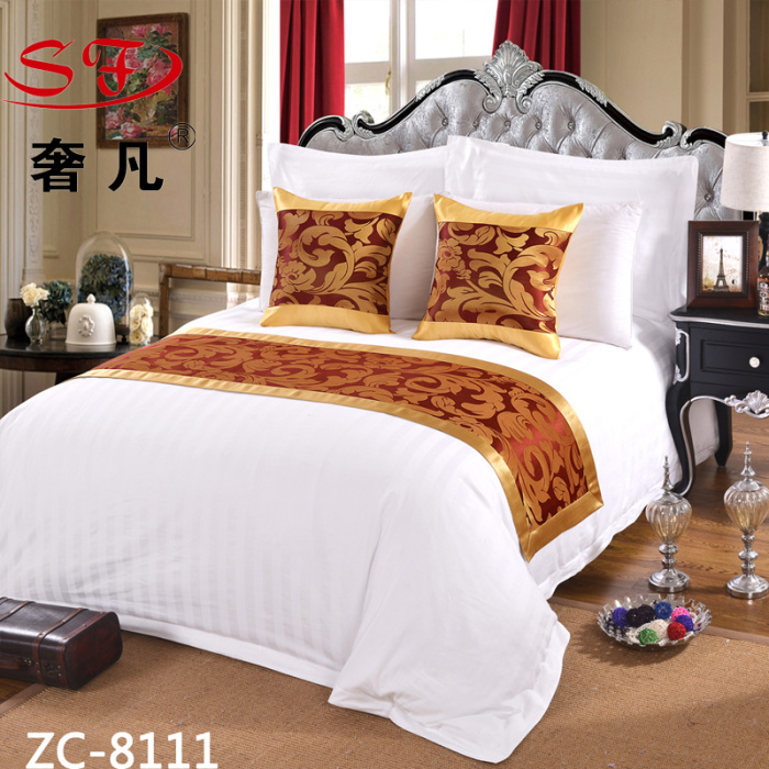 Chenglong hotel supplies hotel bed flag bed tail pillow pillow table flag bedding wholesale bed tail towel