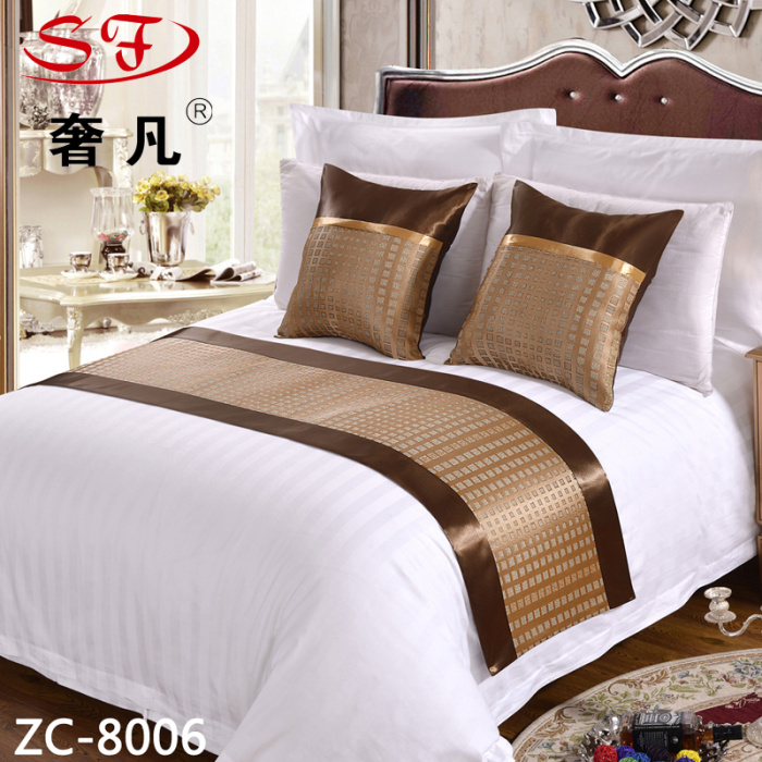 Chenglong hotel supplies hotel bed flag bed tail pillow pillow table flag bedding wholesale bed tail towel