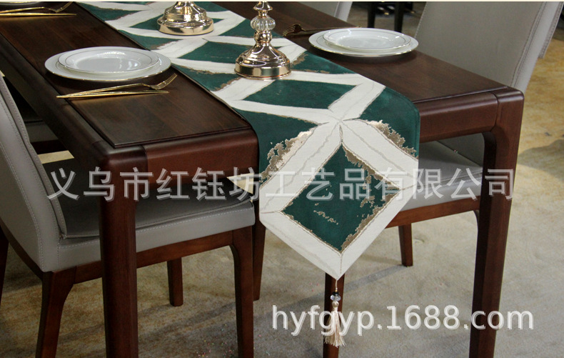 Nordic modern light key-2 luxury table tea table flag TV cabinet cover cloth bed tail towel model room long decorative cloth light key-2 luxury