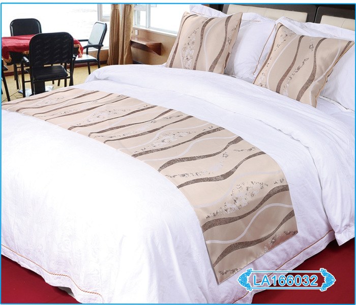Luxury five-star hotel where the hotel supplies bed linen bed cover bed flag Luxury five-star hotel where the hotel supplies bed linen bed cover bed flag