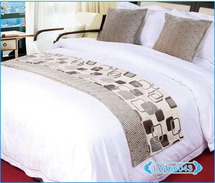 Luxury five star hotel hotel bed linen bed cover bed flag scarf