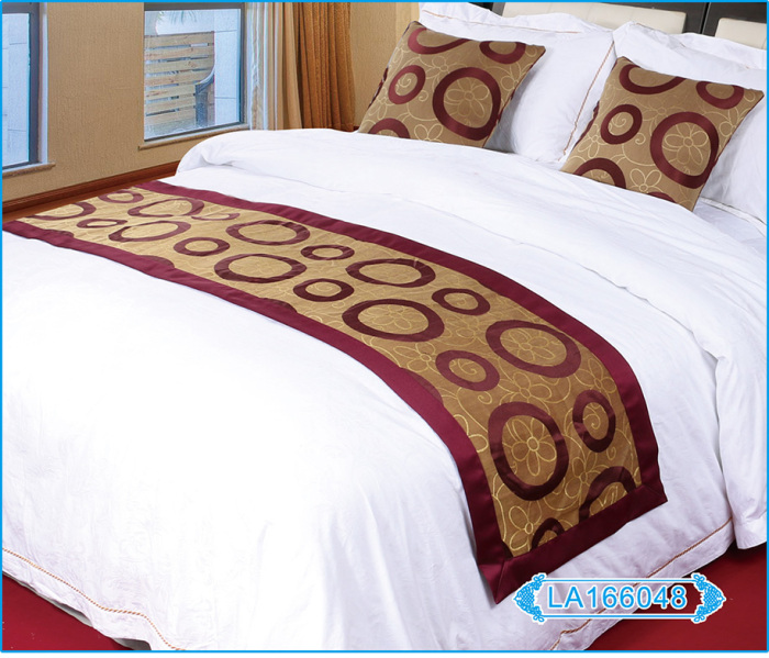 Luxury five star hotel hotel bed linen bed cover bed flag scarf