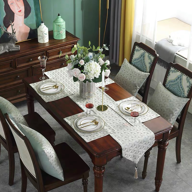 Nordic Stripes Dining Table Table Runner Modern Simple and Light Luxury European Jacquard Fresh Coffee Table Flag Fabrics Tablecloth Bed Runner