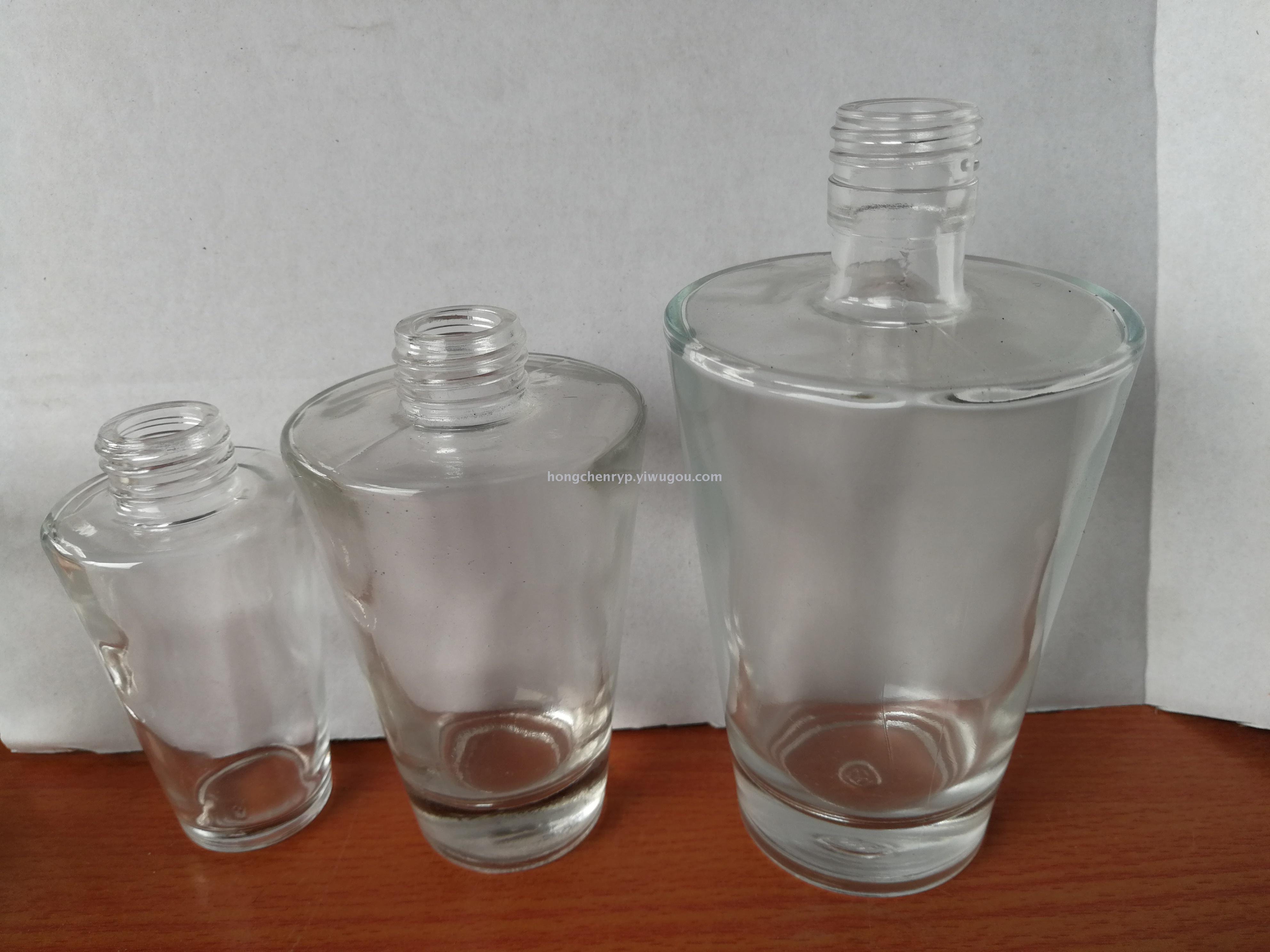 High-grade diamond glass aroma bottle, spot supply, manufacturers direct sales