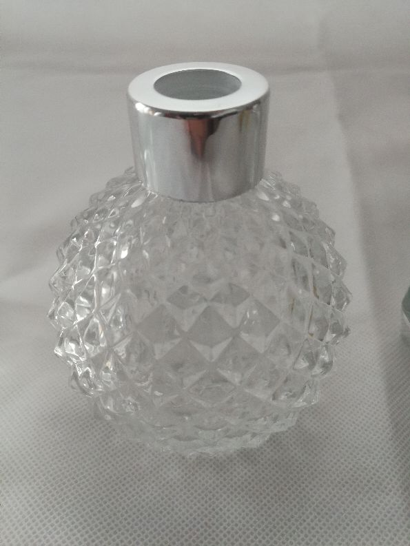 High-grade diamond glass aroma bottle, spot supply, manufacturers direct sales