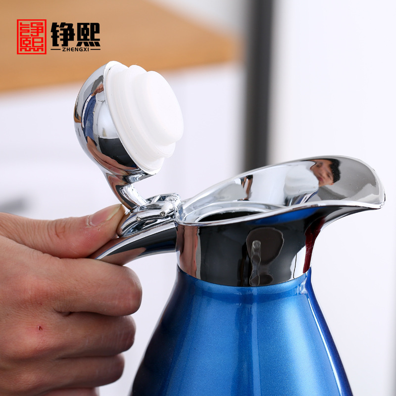 Stainless Steel Vacuum Coffee Pot Thermal Carafe Household 304 Thermo European-Style Hot Water Bottle 2L Stainless Steel Vacuum Coffee Pot Thermal Carafe Household 304 Thermo European-Style Hot Water Bottle 2L