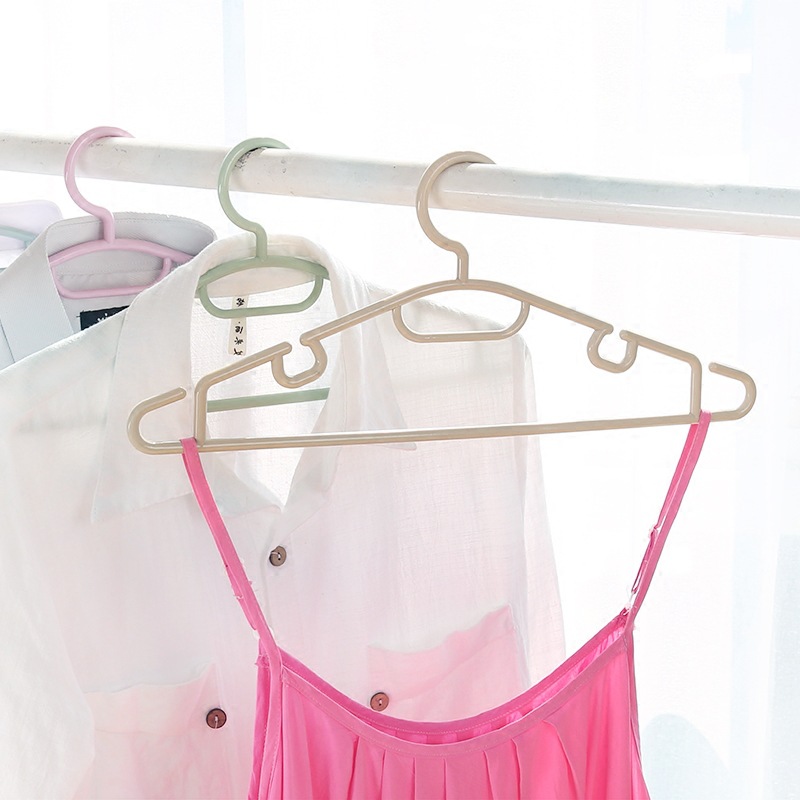 Household plastic clothes hanger clothes hang multi-function Seamless clothes support windbreaker rack Clothes