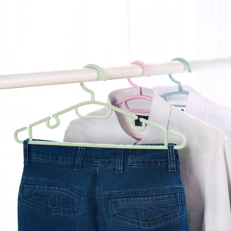 Household plastic clothes hanger clothes hang multi-function Seamless clothes support windbreaker rack Clothes