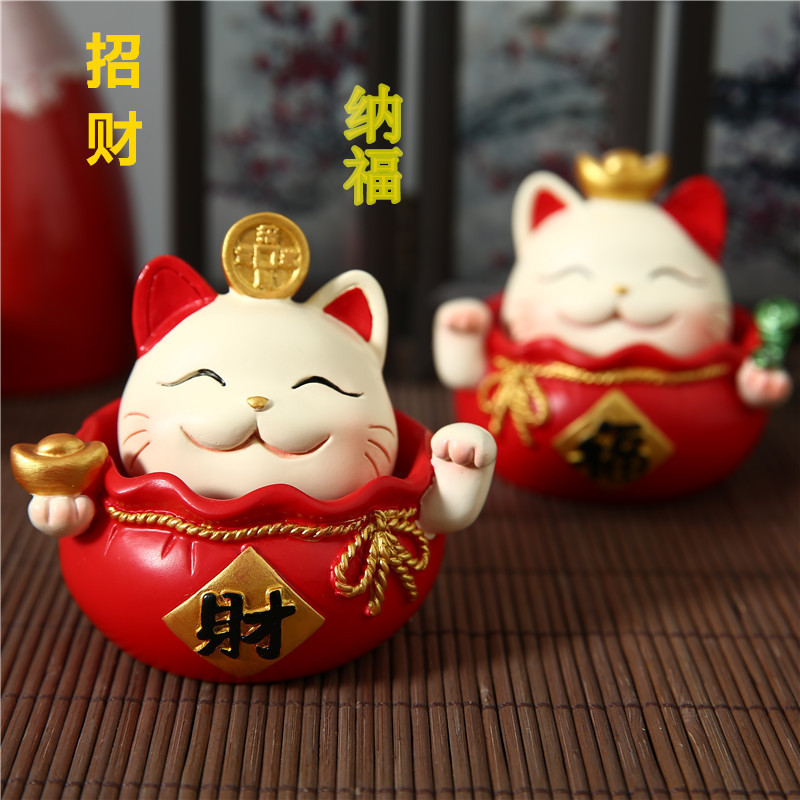 Creative Fortune Cat Car Decoration Resin Crafts Cake Decorative Ornaments Lottery Gift Small Gift Wholesale