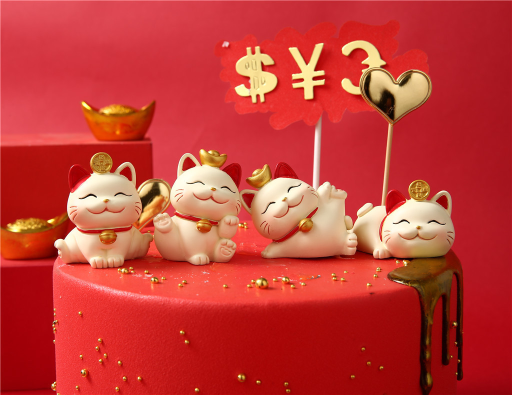 Creative Fortune Cat Car Decoration Resin Crafts Cake Decorative Ornaments Lottery Gift Small Gift Wholesale
