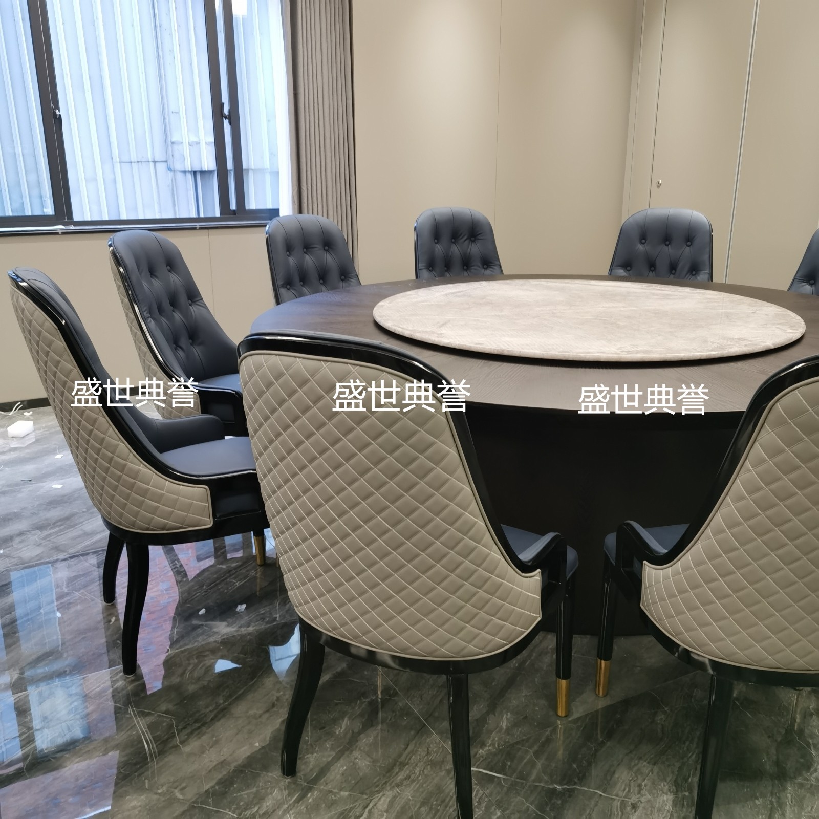 Hotel Solid Wood Electric Dining Table And Chair Hotel Compartment Light Luxury Chair Restaurant Modern Solid Wood Chair