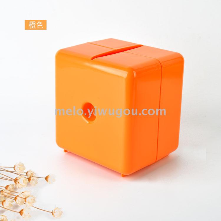 Simple colorful reel tissue box Simple colorful reel tissue box