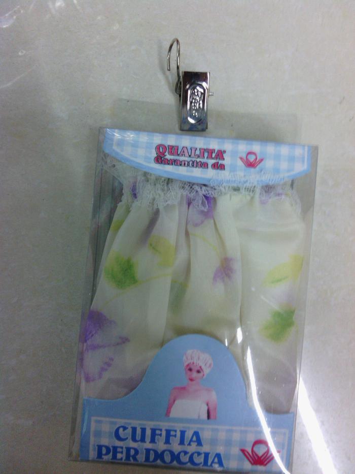 Polyester fabric shower cap for a single package Polyester fabric shower cap for a single package