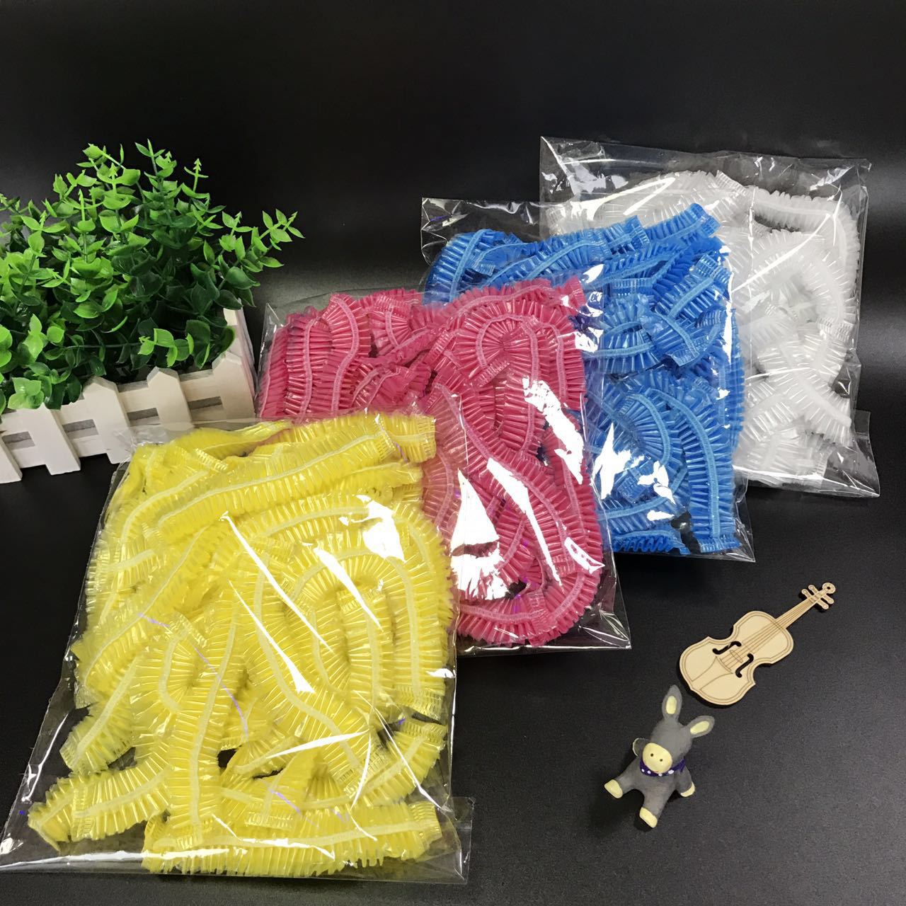 Disposable Shower Cap 100 PCs Plastic Waterproof Headgear Transparent Hotel Hair Dyeing Strip Shower Cap PE Plastic Wrap Cover Disposable Shower Cap 100 PCs Plastic Waterproof Headgear Transparent Hotel Hair Dyeing Strip Shower Cap PE Plastic Wrap Cover
