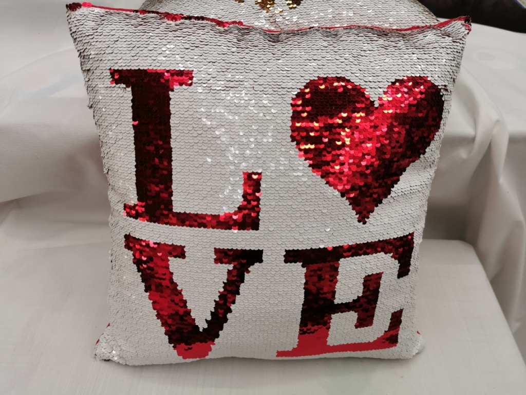 Feature sequins pillow pillow pillowcase as as as cover bedding daily necessities sequins embroidery Feature sequins pillow pillow pillowcase as as as cover bedding daily necessities sequins embroidery