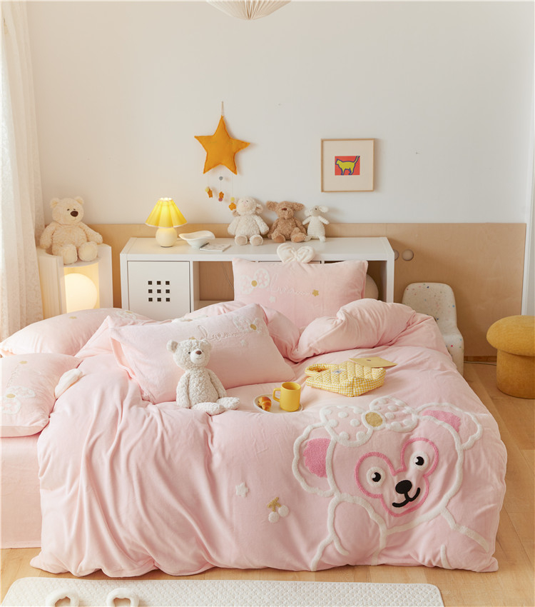 Four Seasons Universal Solid Color Four-Piece Set High-End 100 Quilt Cover Bed Sheet 4 Embroidery Wide Edge Bedding Set