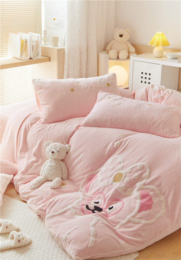Four Seasons Universal Solid Color Four-Piece Set High-End 100 Quilt Cover Bed Sheet 4 Embroidery Wide Edge Bedding Set