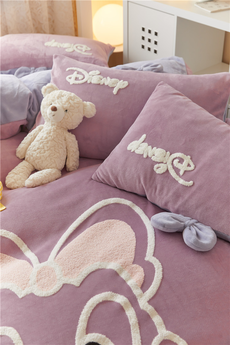Four Seasons Universal Solid Color Four-Piece Set High-End 100 Quilt Cover Bed Sheet 4 Embroidery Wide Edge Bedding Set