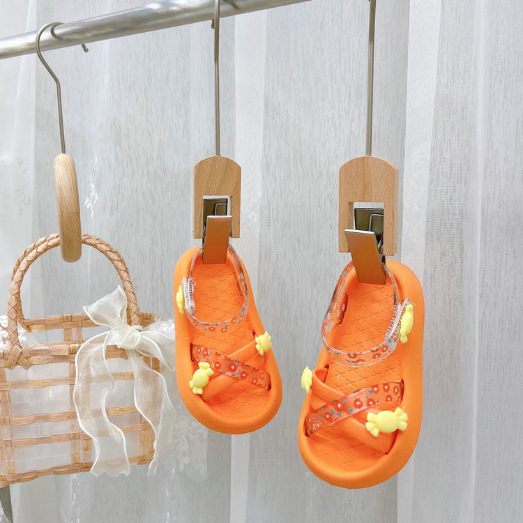 Children's Cross-Mirror Slippers Non-Slip Thick Bottom Girls' Slipper Summer High Elastic Rubber and Plastic Flip-Flops Children's Cross-Mirror Slippers Non-Slip Thick Bottom Girls' Slipper Summer High Elastic Rubber and Plastic Flip-Flops