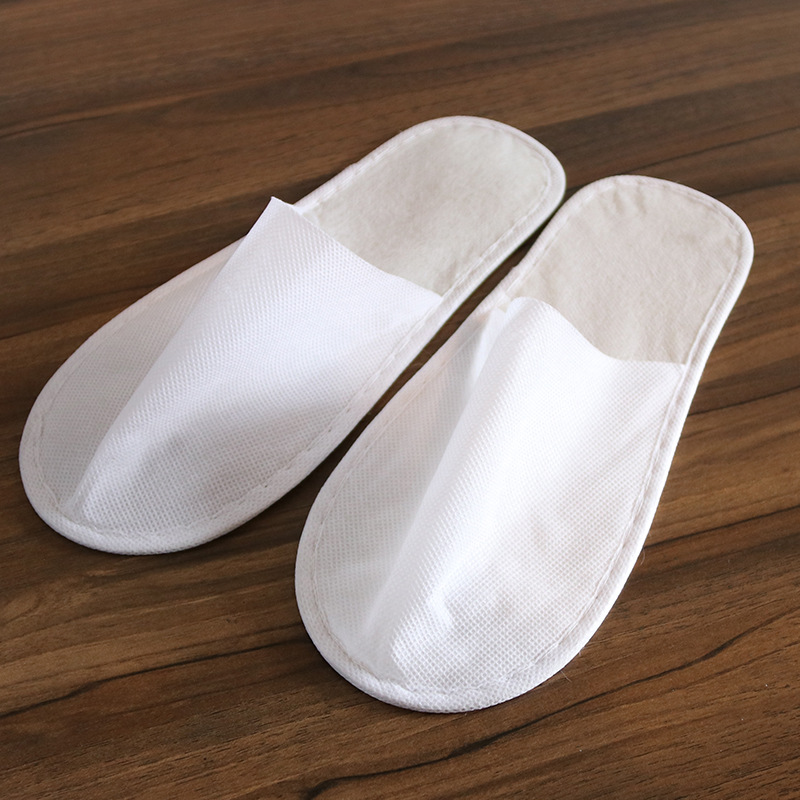 Disposable Slippers Non-Woven Slippers Hotel Toiletries Hotel Guest Room Consumables Toothbrush Toothpaste Spot