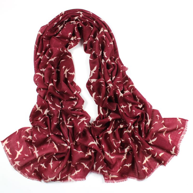 More than 100 Spot Pattern Best Seller in Europe and America Wool Printing Scarf Silk Scarf Shawl Beach Towel Scarf
