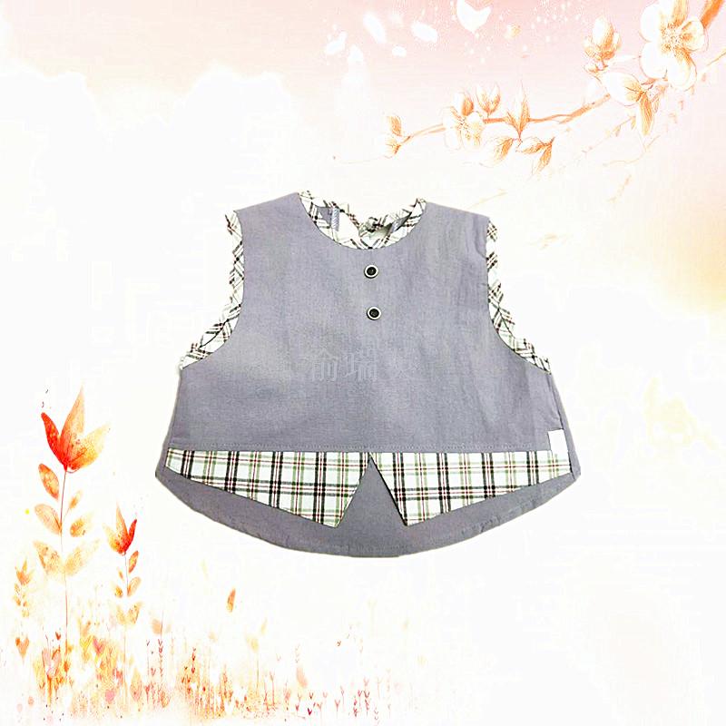 Baby napkin bib bib to eat baby clothes.