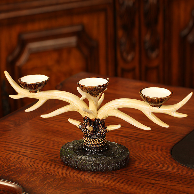 European classical restore ancient ways the new carved iron candlestick romantic wedding props household soft decorative resin craft gifts