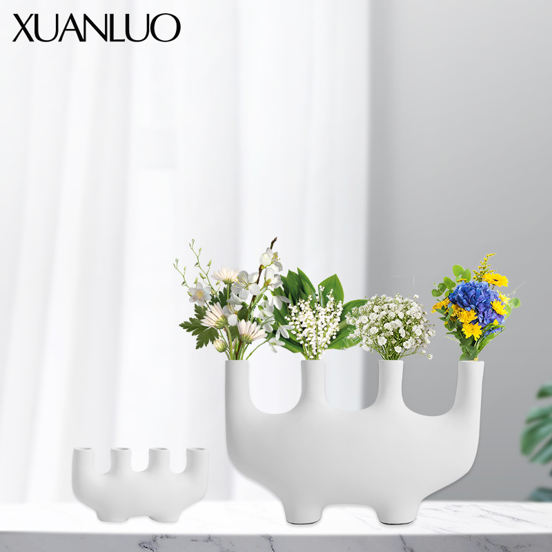 Modern Minimalist Creative Resin Black Candlestick Decorations Nordic Vase Soft Decoration Home Crafts Ornaments