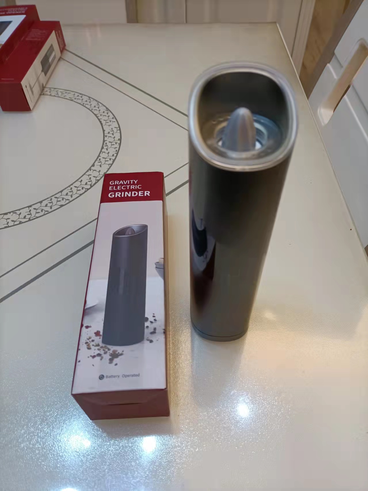 Gravity Sensing Intelligent Salt Pepper Grinder Electric Grinder