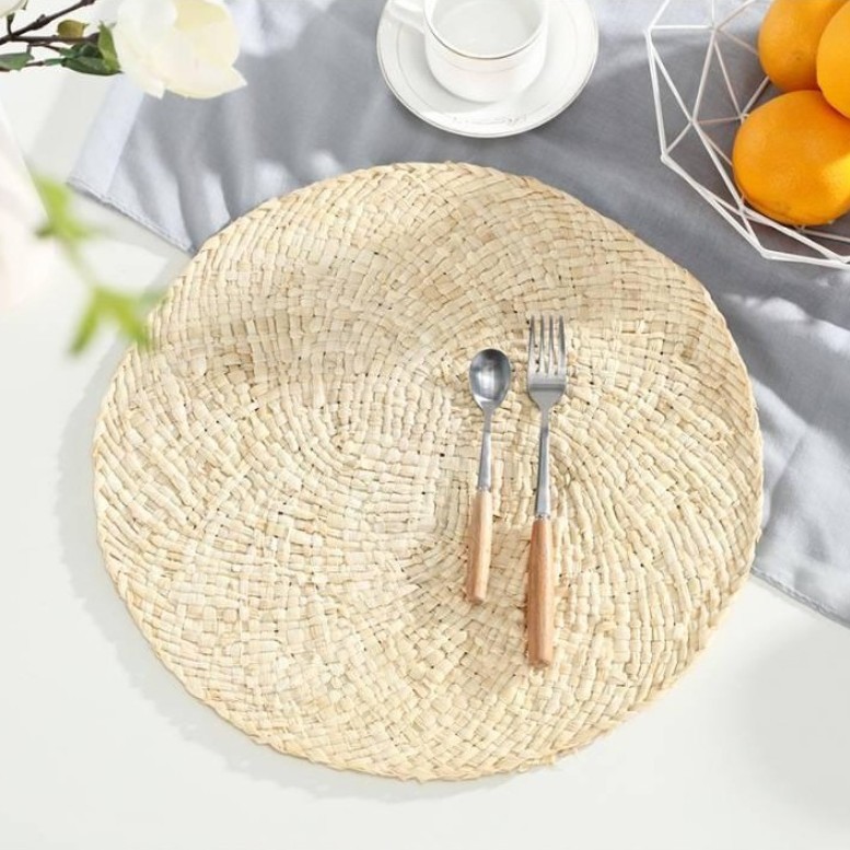 Japanese Natural Corn Leather Placemat Hand-Woven Thickening Heat Insulation Pad Hotel Restaurant round Western Food Saucers Coasters