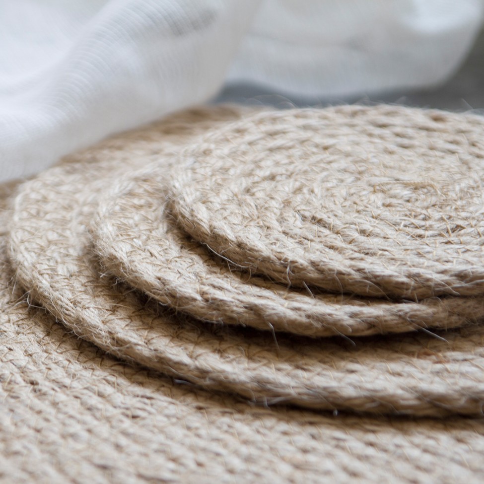 Whole Asia hemp grass woven round thickened household mat kitchen table antihot heat insulation pad cup pan INS antislip