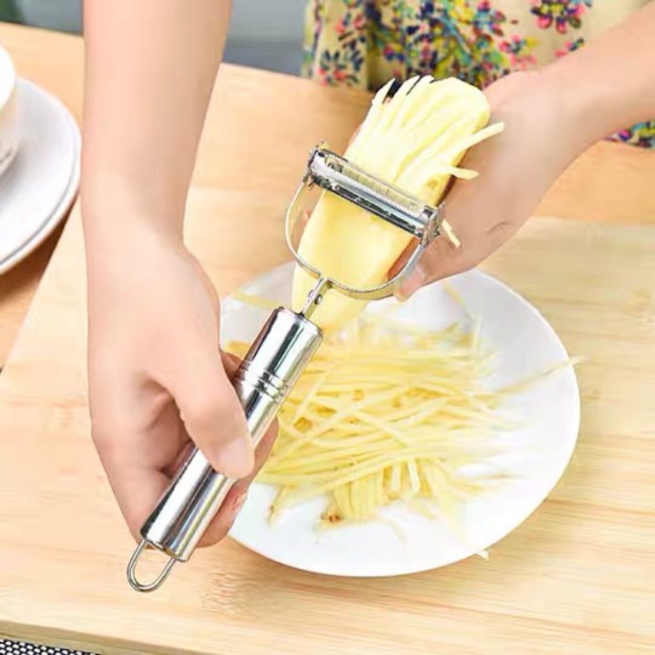 Multi-Functional Stainless Steel Smiley Face Fruit Peeling Knife Apple Peeler Potato Paring Knife