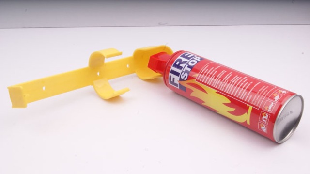 F1 400 ml foam fire extinguisher On-board fire extinguisher Vehicle fire extinguisher Auto fire extinguisher 