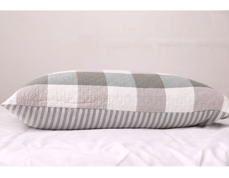 Two Gauze Pillowcase One-Pair Package Cotton Yarn Student Large Plaid Pillowcase Washed Cotton Pillowcase Spring and Summer Two Gauze Pillowcase One-Pair Package Cotton Yarn Student Large Plaid Pillowcase Washed Cotton Pillowcase Spring and Summer