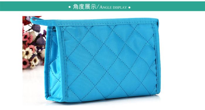 Embroidered cosmetic bag cosmetic bag clutch bag diamond lattice storage bag gift bag three piece kit