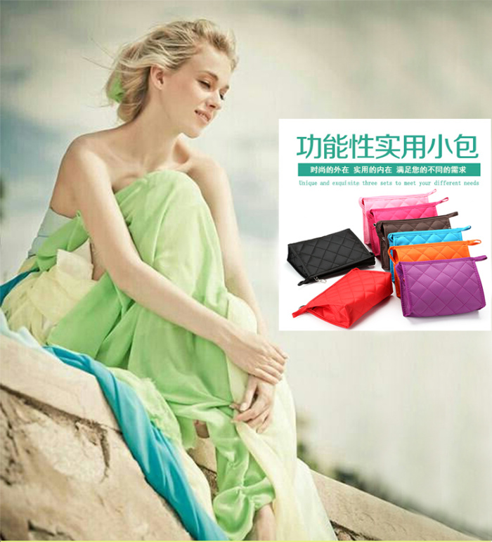 Embroidered cosmetic bag cosmetic bag clutch bag diamond lattice storage bag gift bag three piece kit