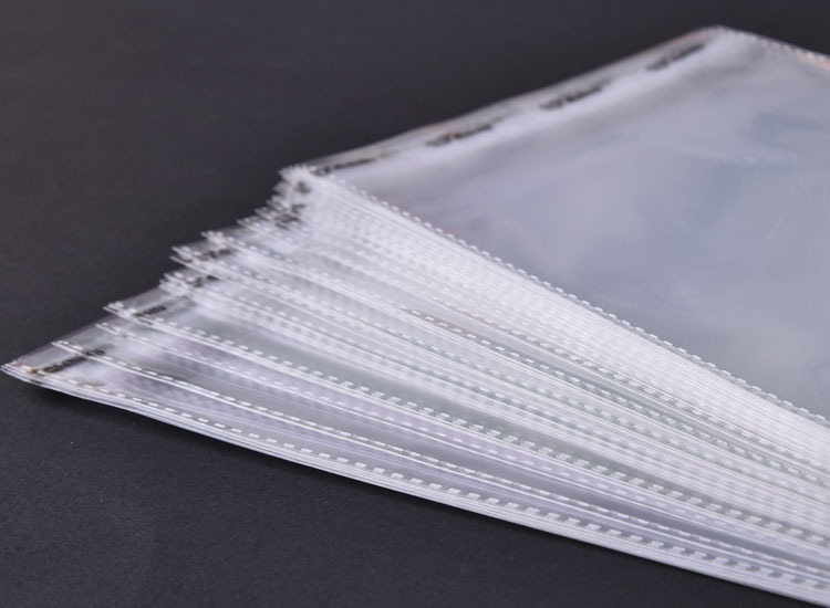 Yiwu manufacturer opp gift bag 13*24 plastic bag self-sealing bag quality good price reasonable.