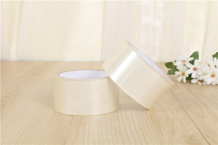 Transparent tape sealing tape adhesive tape the package is wide. Transparent tape sealing tape adhesive tape the package is wide.