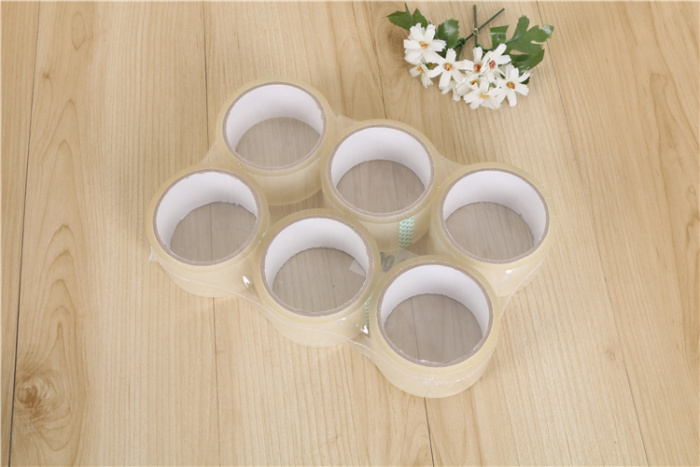 Transparent tape sealing tape adhesive tape the package is wide. Transparent tape sealing tape adhesive tape the package is wide.