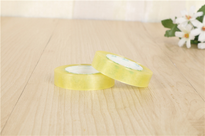 Student stationery transparent small adhesive tape paper office strong adhesive tape wholesale 1.2 wide. Student stationery transparent small adhesive tape paper office strong adhesive tape wholesale 1.2 wide.