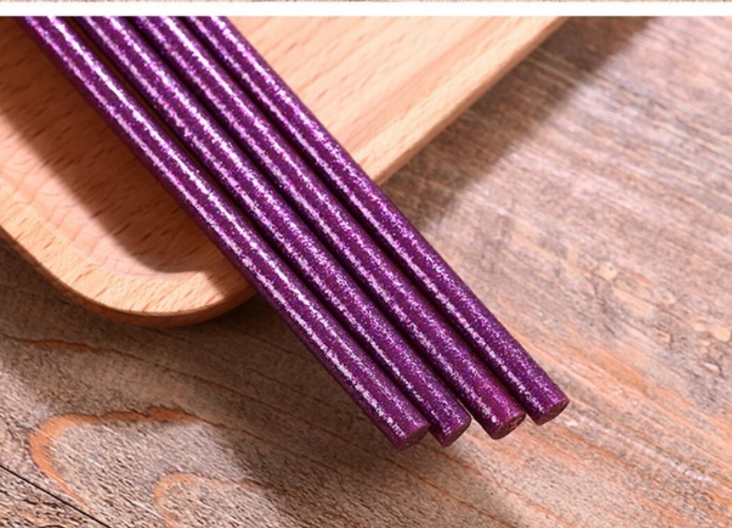 Color resin hot melt adhesive tape display of manual glue stick.