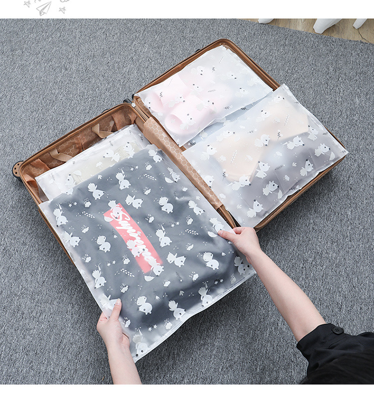 Travel storage bag Clothing harvesting bag Portable frosted sealed bag luggage storage bag