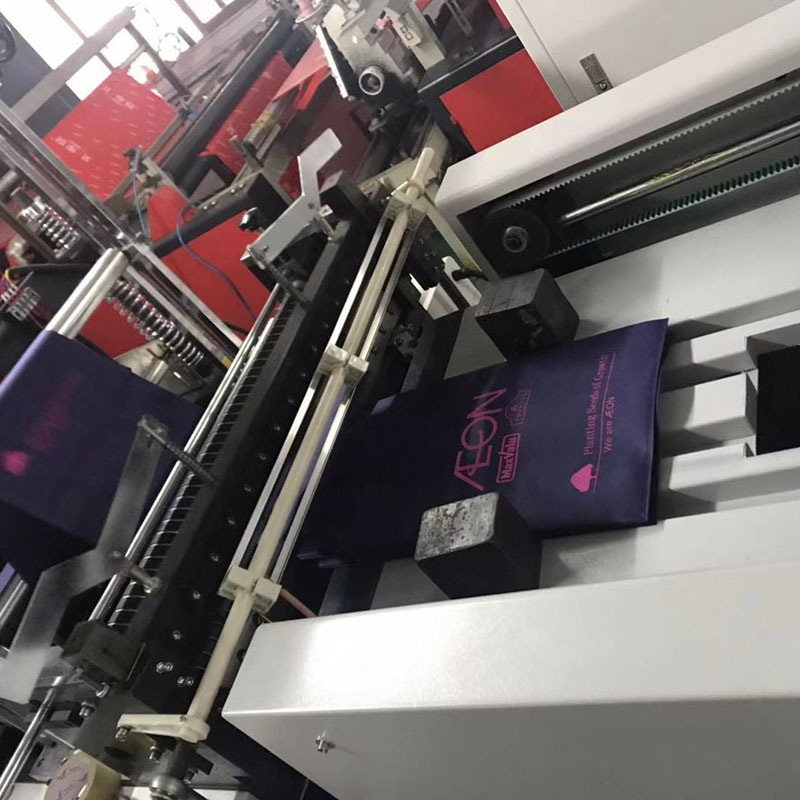 Non-Woven Fabric Vest Bag Supermarket Clothing Shopping Bag Guangzhou Factory Customized Hot Pressing Environmental Protection Take-out Packing Bag