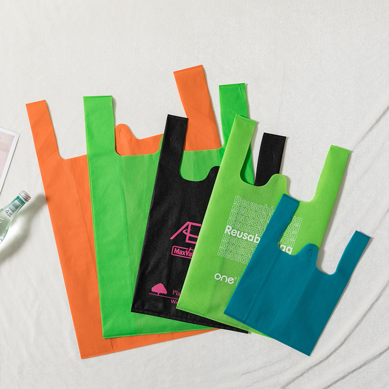 Non-Woven Fabric Vest Bag Supermarket Clothing Shopping Bag Guangzhou Factory Customized Hot Pressing Environmental Protection Take-out Packing Bag