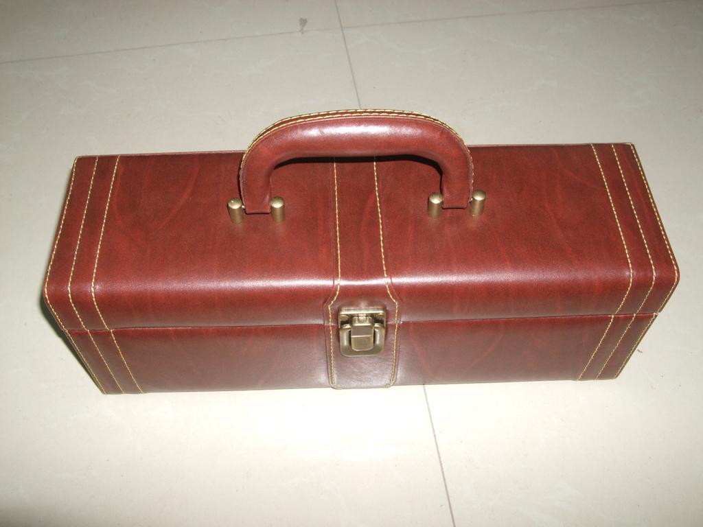 Red Wine Box